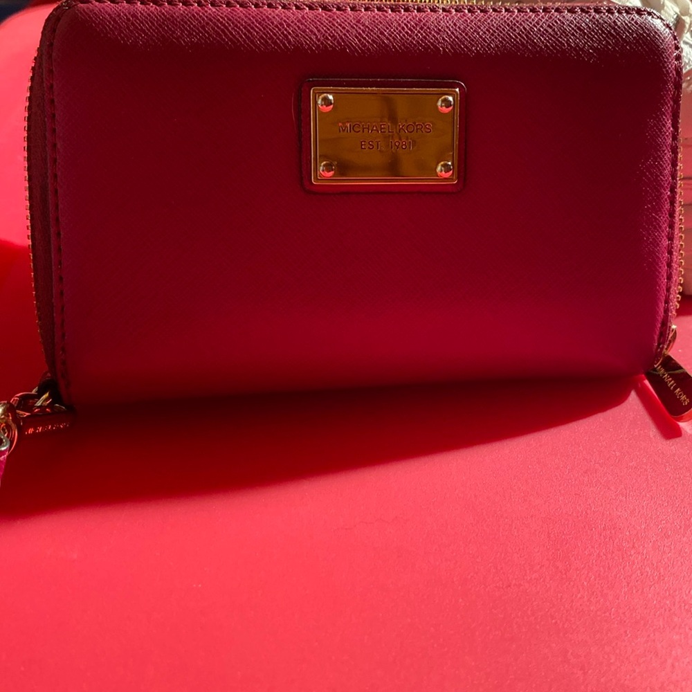 Michael Kors wallet/wristlet